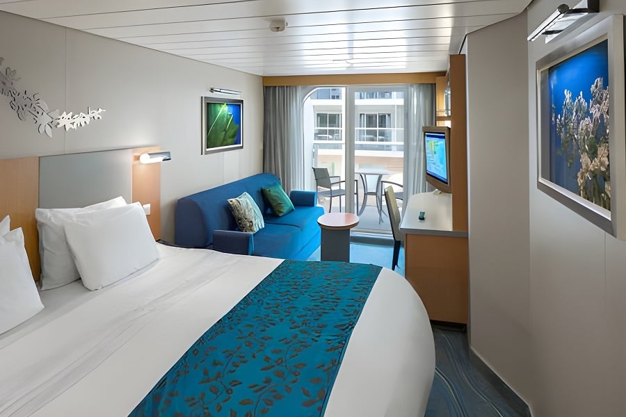 С балконом Central Park View Stateroom with Balcony (2J)