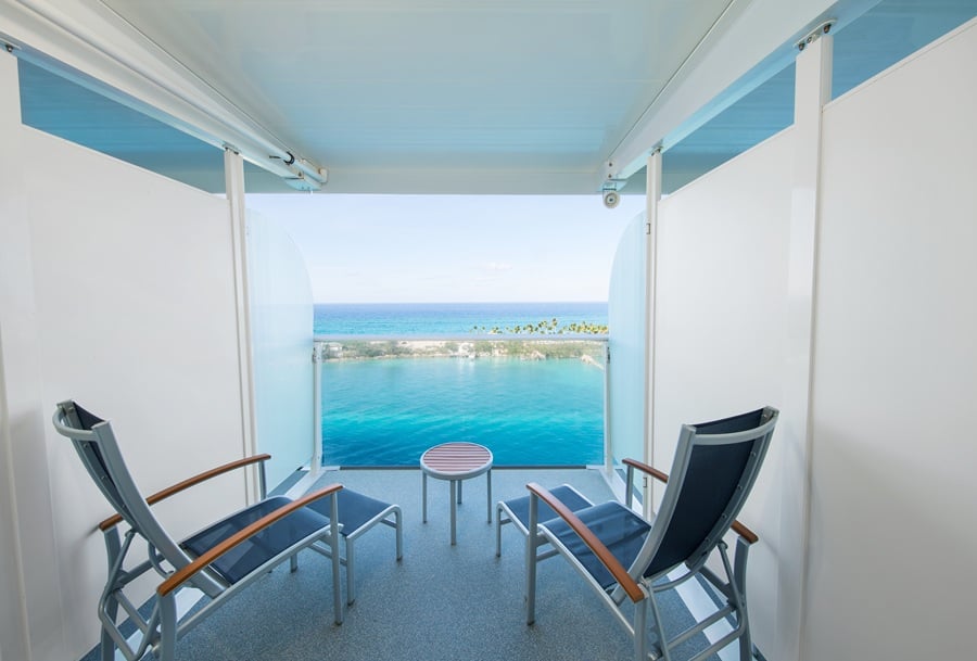 С балконом Superior Ocean View Stateroom with Lardge Balcony (2C)