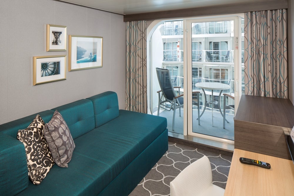 С балконом Boardwalk View Stateroom with Balcony (2I)