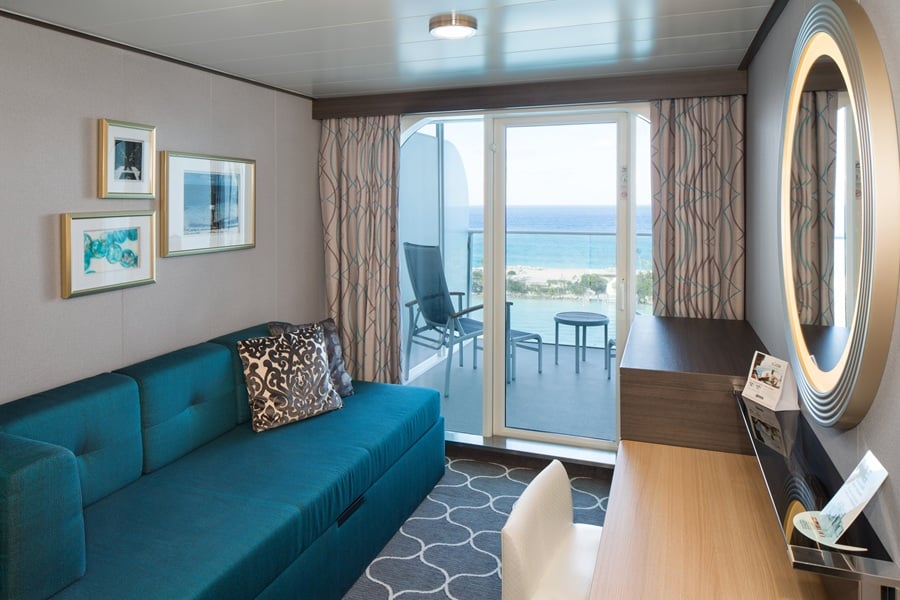 С балконом Superior Ocean View Stateroom with Lardge Balcony (1C)