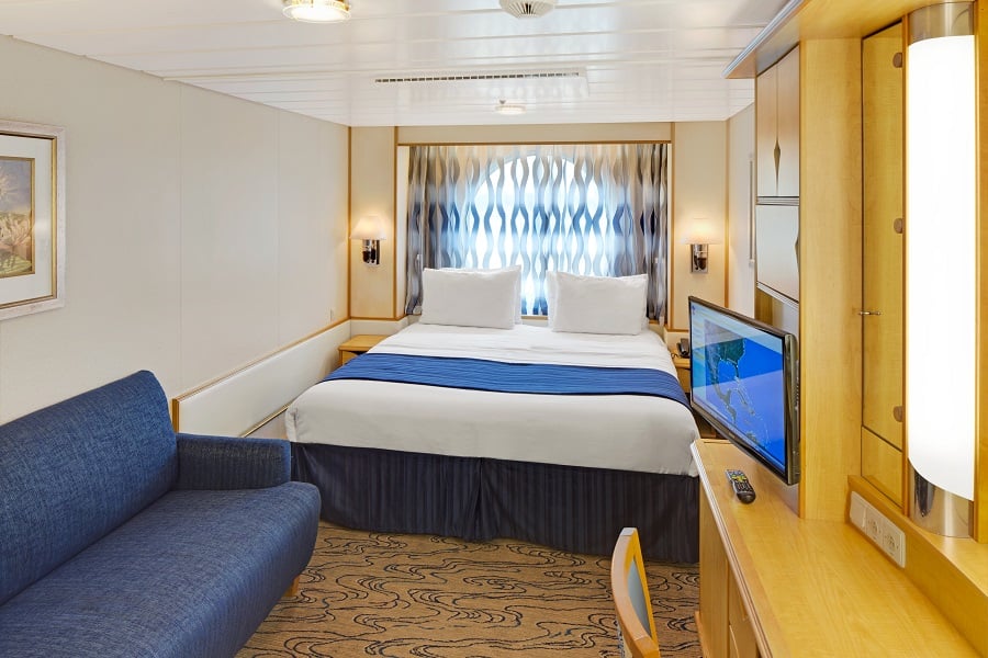 С окном Ocean View Guaranteed Stateroom (YO)