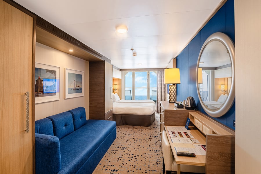 С балконом Ocean View Balcony (2D)