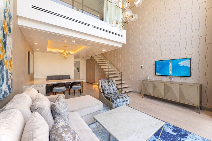 Сьют Grand Loft Suite with Balcony (GL)