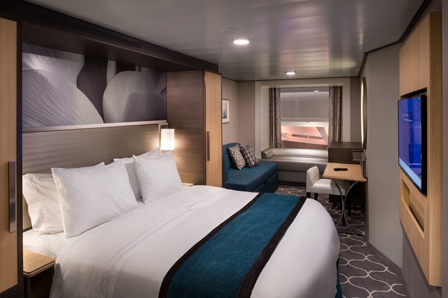 Внутренняя Atrium Promenade View Stateroom (2T)