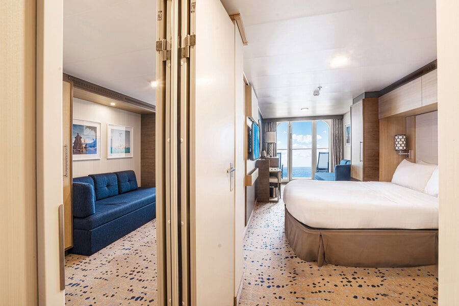 С балконом Connecting Oceanview Balcony (CB)