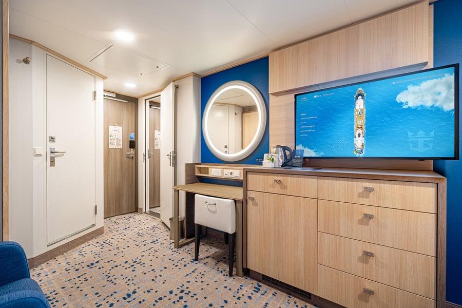 Внутренняя Connecting inside cabin (CI)