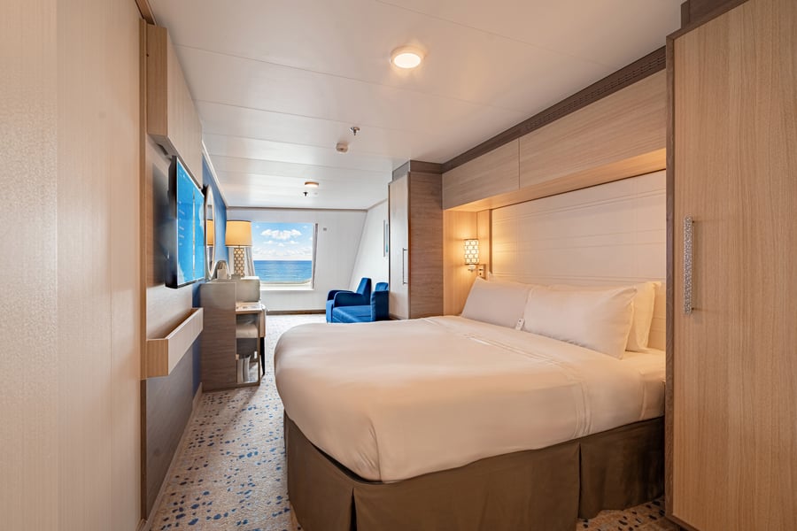 С окном Spacious Ocean View (4M)