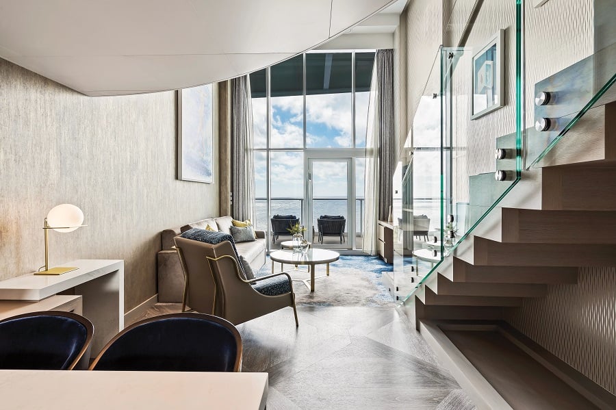 Сьют Crown Loft Suite (L1) 