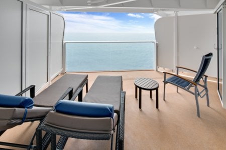 Сьют с балконом Junior Suite (JY)