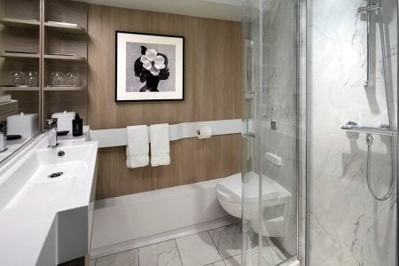 С балконом AquaClass Stateroom (A2)