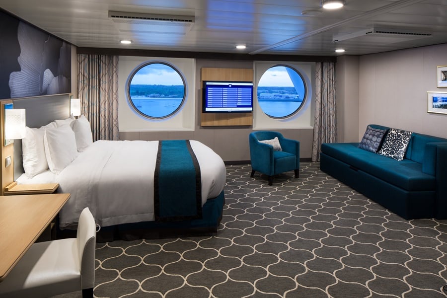 C окном Ultra Spacious Ocean View Stateroom (1K)