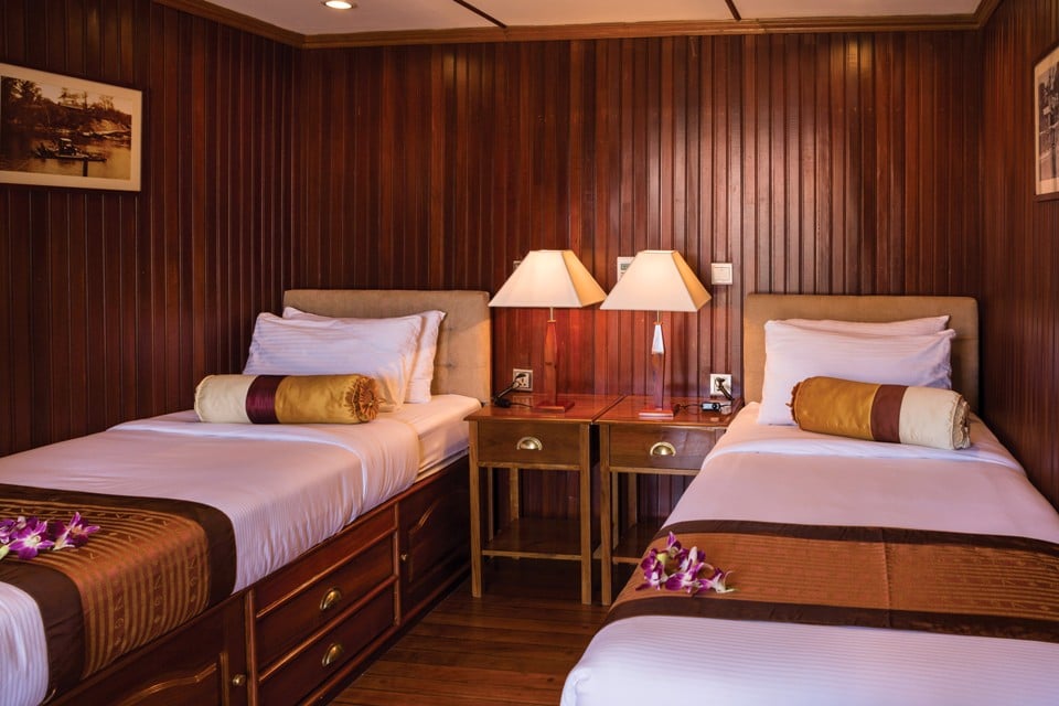 DBL (main deck)