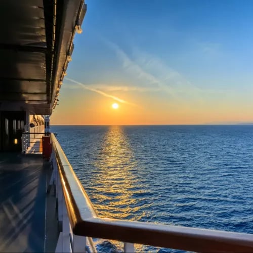 Морские круизы в апреле 2026